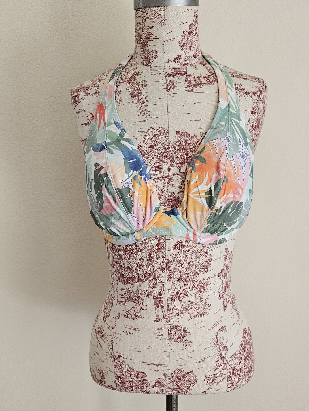 Sunsets Tropical Halter Bikini Top With Underwire, 34DD